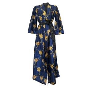 Vintage elegant blue floral kaftan kimono